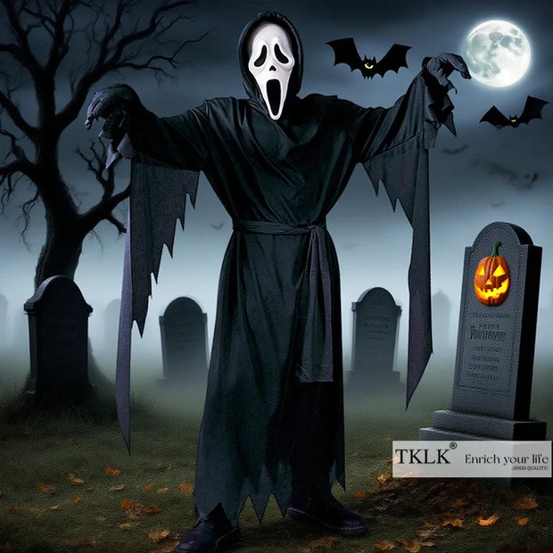 Loud screams, horror movies cosplay outfits